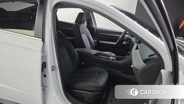 Hyundai Sonata D Edge (DN8) 2024 Белый из Кореи, фото 3