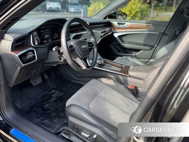 Audi A6L 2023 Черный из Китая, фото 3