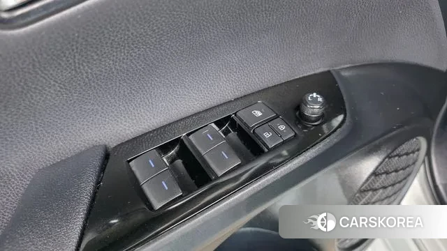 Toyota Prius 4th Generation 2020 Серебряный из Кореи, фото 3