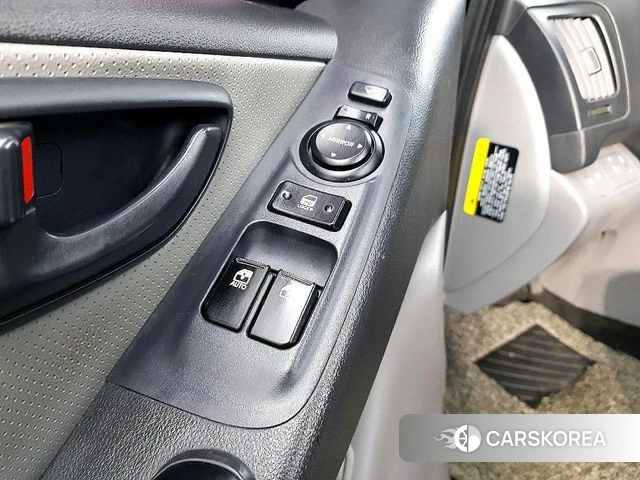 Hyundai The New Grand Starex 2019 Черный из Кореи, фото 3