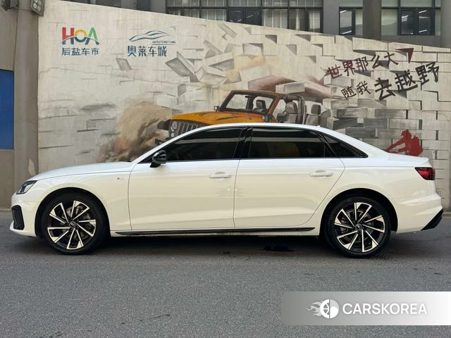 Audi A4L 2023 Белый из Китая, фото 3