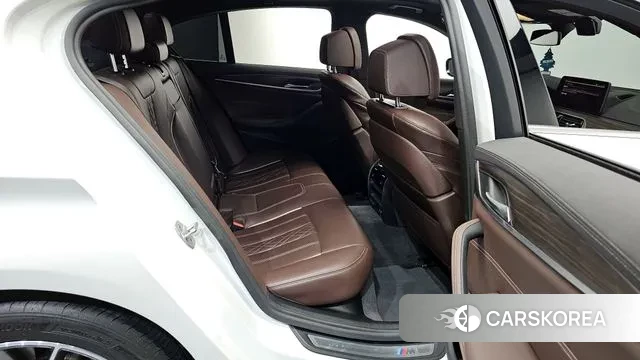 BMW 5 Series (G30) 2020 Белый из Кореи, фото 3