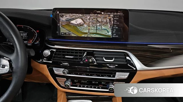 BMW 5 Series (G30) 2022 Черный из Кореи, фото 3