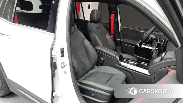 Mercedes-Benz GLB-Class X247 2025 Белый из Кореи, фото 3