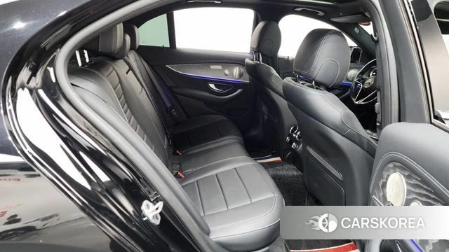 Mercedes-Benz E-Class W213 2022 Черный из Кореи, фото 3