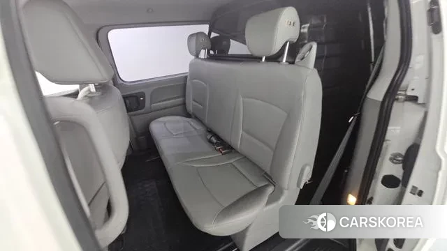 Hyundai The New Grand Starex 2019 Белый из Кореи, фото 3