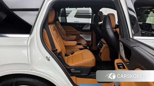 Lincoln Aviator 2nd generation 2021 Белый из Кореи, фото 3