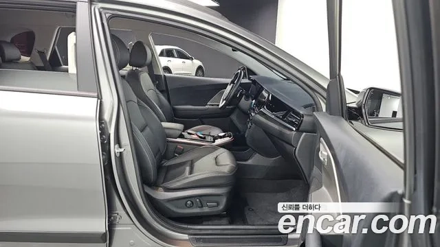 Kia Niro Plus 2023 Серый из Кореи, фото 3