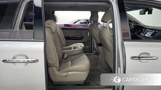 Kia The New Carnival 2020 Серебряный из Кореи, фото 3