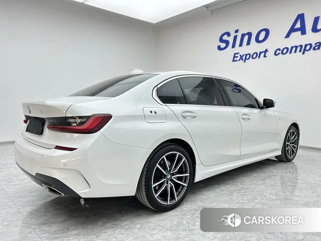 BMW 3 series 2023 Белый из Китая, фото 3