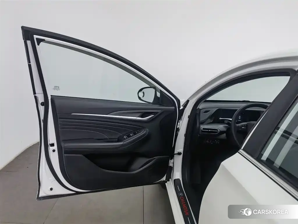 Chang'an Yidong 2022 Белый из Китая, фото 3