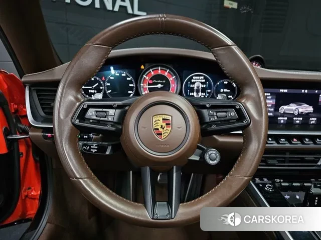 Porsche 911(992) 2021 Оранжевый из Кореи, фото 3