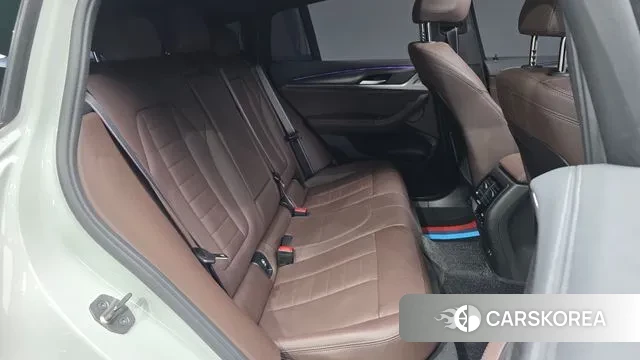 BMW X4 (G02) 2023 Белый из Кореи, фото 3