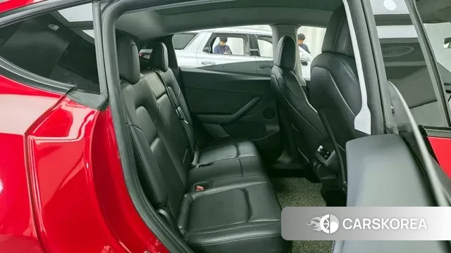 Tesla Model Y 2021 Красный из Кореи, фото 3