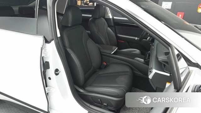 Hyundai Grandeur Hybrid (GN7) 2024 Белый из Кореи, фото 3