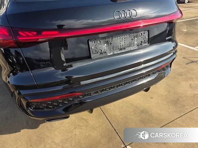 Audi Q5 (80A) 2025 Черный из Кореи, фото 3