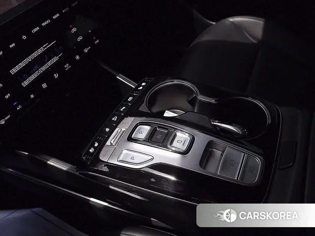 Hyundai Tucson (NX4) 2021 Серебристо-серый из Кореи, фото 3