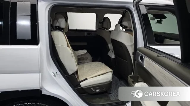 Hyundai Santa Fe (MX5) 2024 Белый из Кореи, фото 3