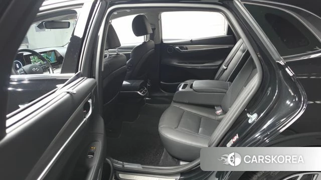 Hyundai The New Grandeur IG Hybrid 2022 Черный из Кореи, фото 3