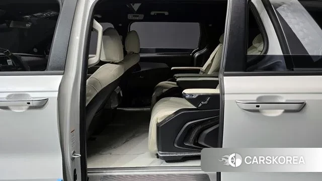 Kia The New Carnival 4th Generation 2025 Белый из Кореи, фото 3