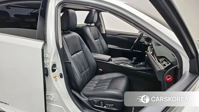 Lexus New ES300h 2018 Белый из Кореи, фото 3