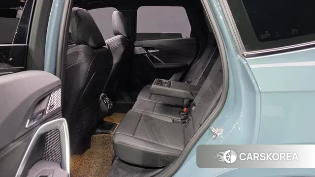 BMW X1 (U11) 2023 Цвет галактики из Кореи, фото 3