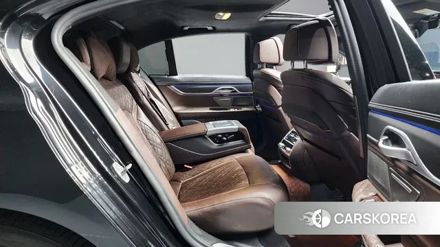 BMW 7 Series (G11) 2021 Черный из Кореи, фото 3