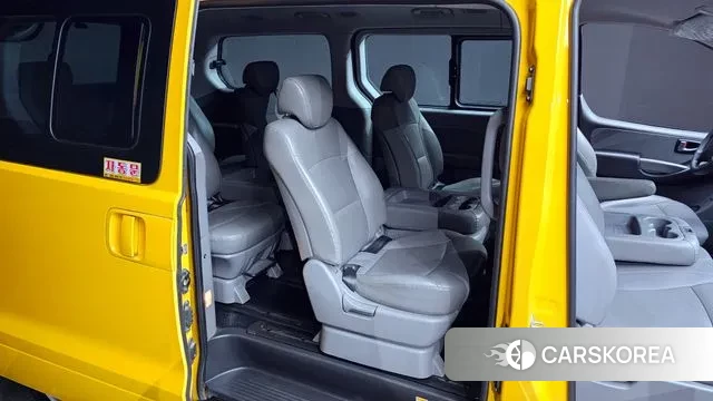 Hyundai The New Grand Starex 2018 Желтый из Кореи, фото 3