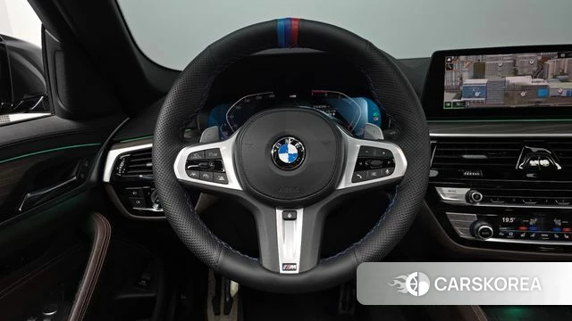 BMW 5 Series (G30) 2019 Серый из Кореи, фото 3