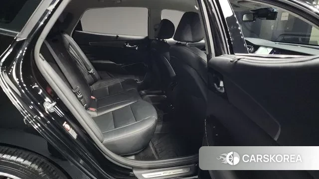 Kia K7 Premier 2021 Черный из Кореи, фото 3