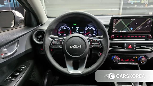 Kia The New K3 2nd generation 2022 Белый из Кореи, фото 3