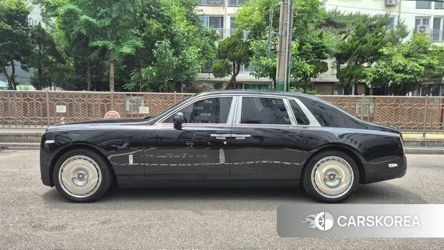 Rolls-Royce Phantom 2023 Черный из Кореи, фото 3