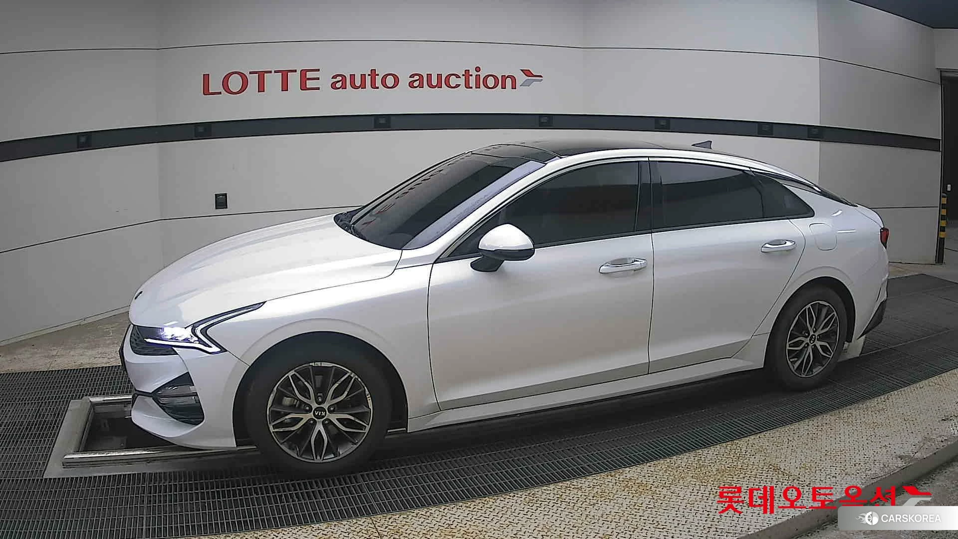 Kia K5 2020 Snow White Pearl из Кореи, фото 3