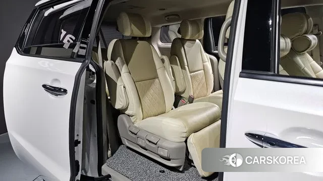 Kia The New Carnival 2018 Белый из Кореи, фото 3