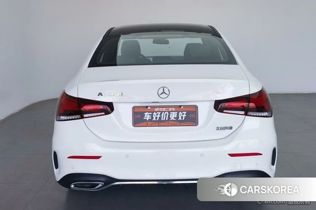 Mercedes-Benz Class A 2023 Белый из Китая, фото 3