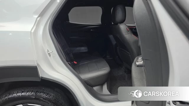 Chevrolet (GM Daewoo) The New Trail Blazer 2024 Белый из Кореи, фото 3