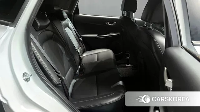 Hyundai Kona 2018 Белый из Кореи, фото 3