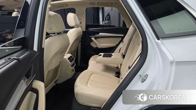 Audi Q5 (FY) 2022 Белый из Кореи, фото 3