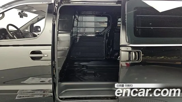 Hyundai The New Grand Starex 2018 Черный из Кореи, фото 3