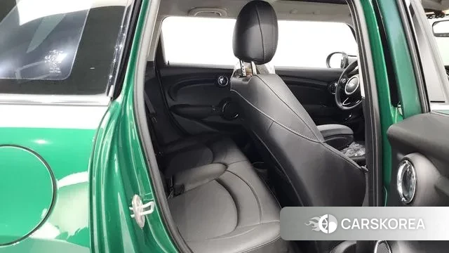 Mini Cooper 2021 Зеленый из Кореи, фото 3