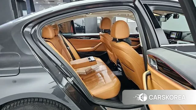 BMW 5 Series (G30) 2020 Серый из Кореи, фото 3