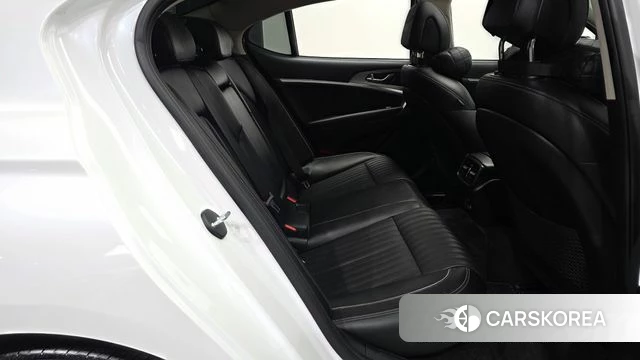 Genesis The New G70 2021 Белый из Кореи, фото 3