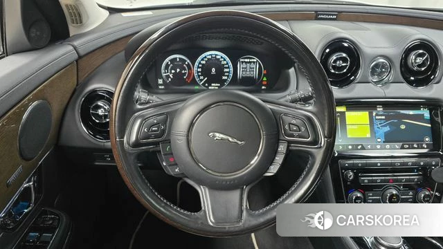 Jaguar All New XJ 2018 Белый из Кореи, фото 3