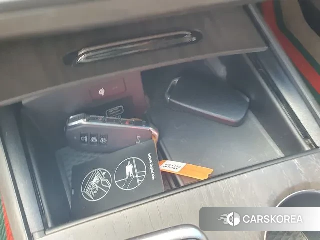 Kia K8 2022 Черный из Кореи, фото 3