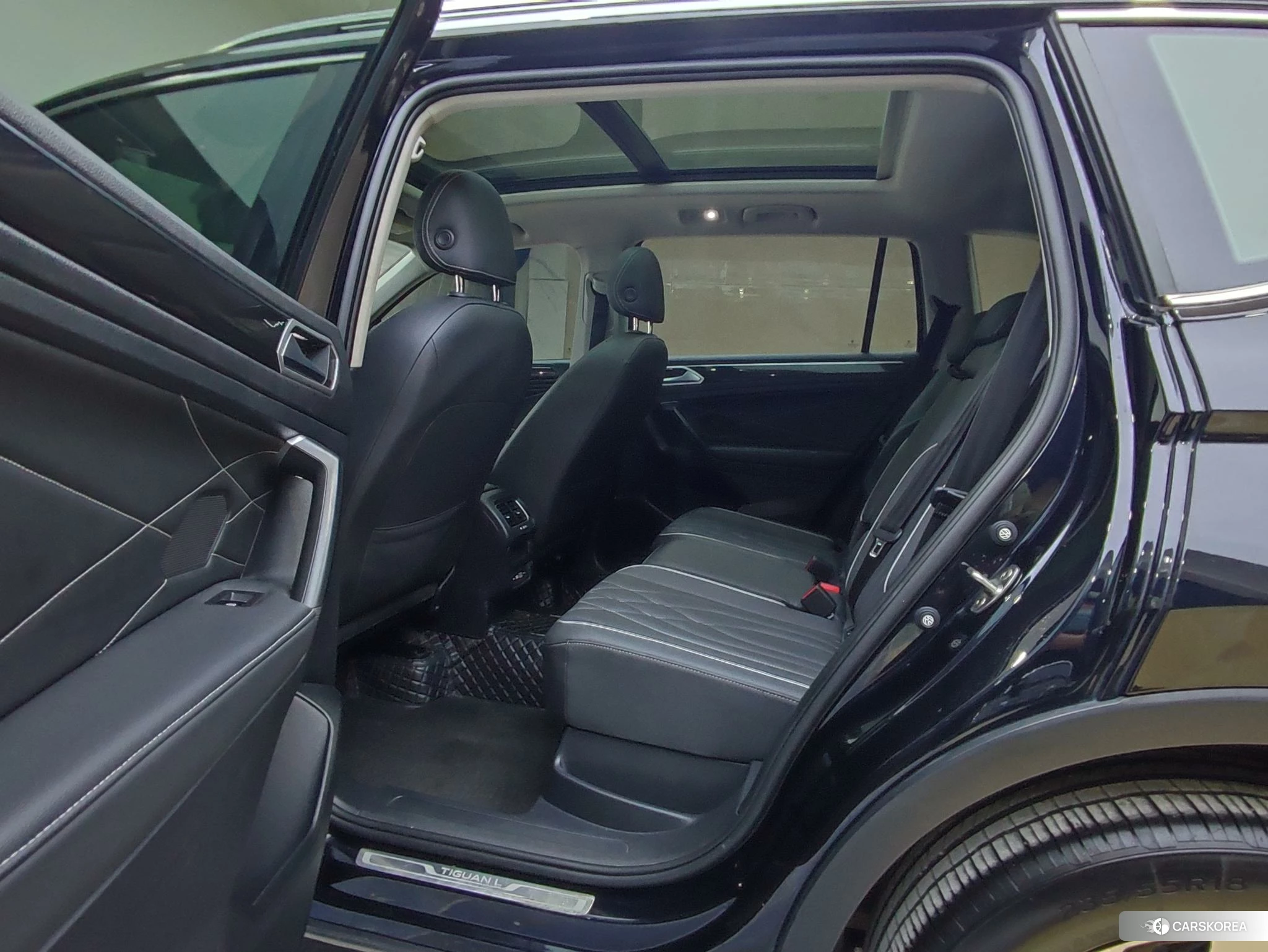 Volkswagen Tiguan L 2022 Черный из Китая, фото 3