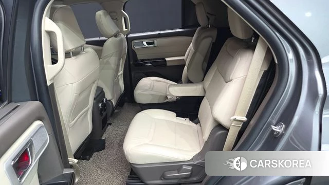 Ford Explorer 6th Generation 2021 Серый из Кореи, фото 3
