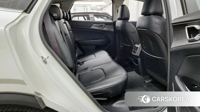 Kia Sportage 5th Generation 2022 Белый из Кореи, фото 3