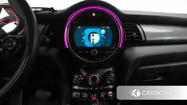 Mini Cooper 2019 Жемчужный цвет из Кореи, фото 3