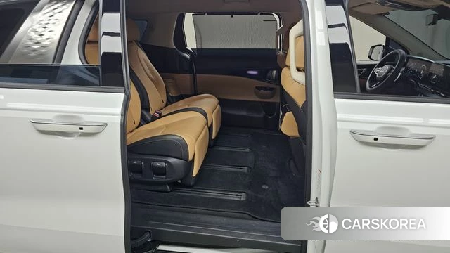Kia Carnival 4th generation 2023 Белый из Кореи, фото 3