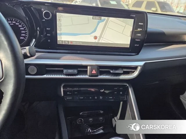 Kia K5 3rd generation 2023 Белый из Кореи, фото 3